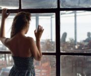 Безответная любовь к парню, к девушке: как ее пережить? В чем смысл безответной любви?